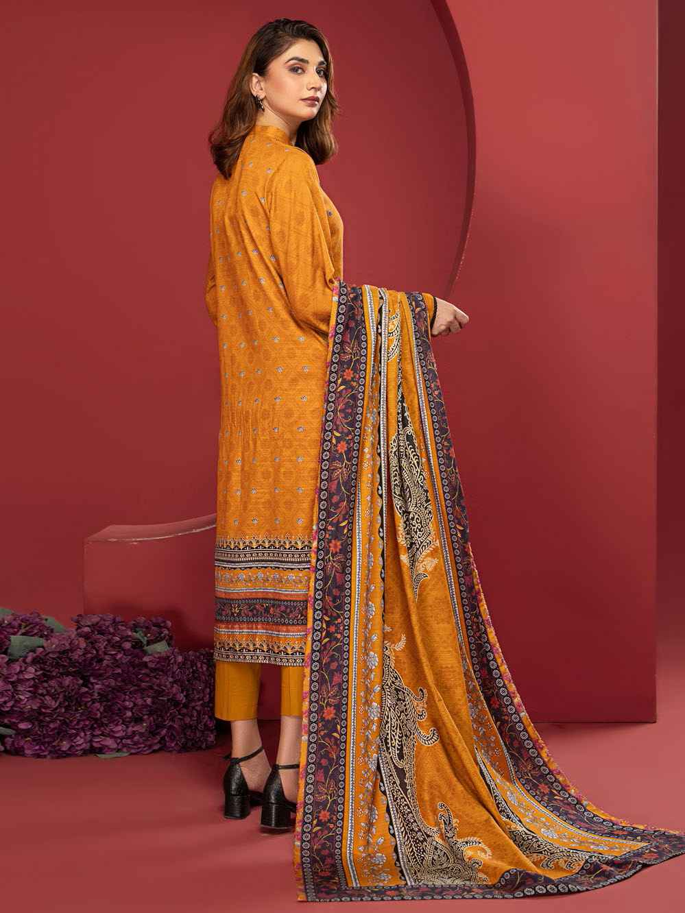 ZOHRA By Motifz Digital Printed Khaddar Unstitched 3-Piece Suit - 4615